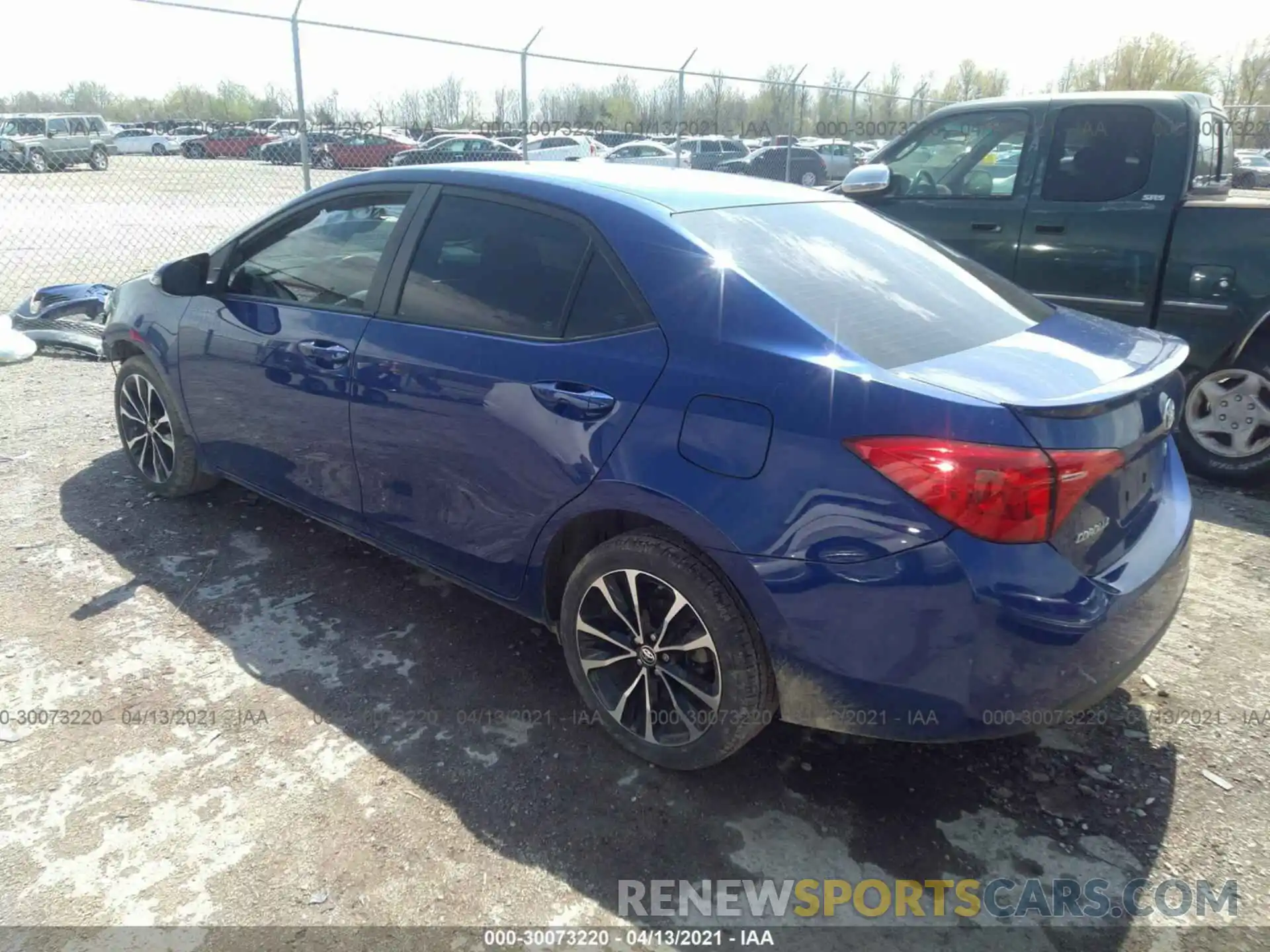 3 Photograph of a damaged car 2T1BURHE3KC127934 TOYOTA COROLLA 2019