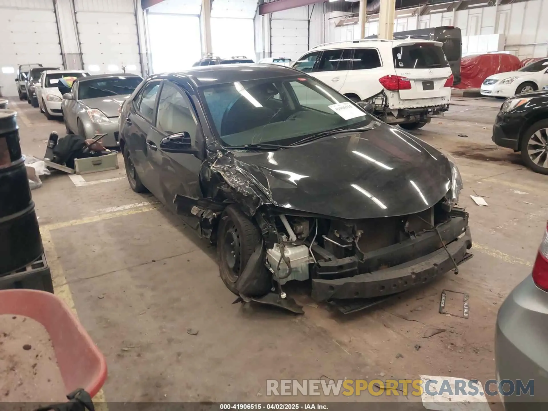1 Photograph of a damaged car 2T1BURHE3KC136245 TOYOTA COROLLA 2019