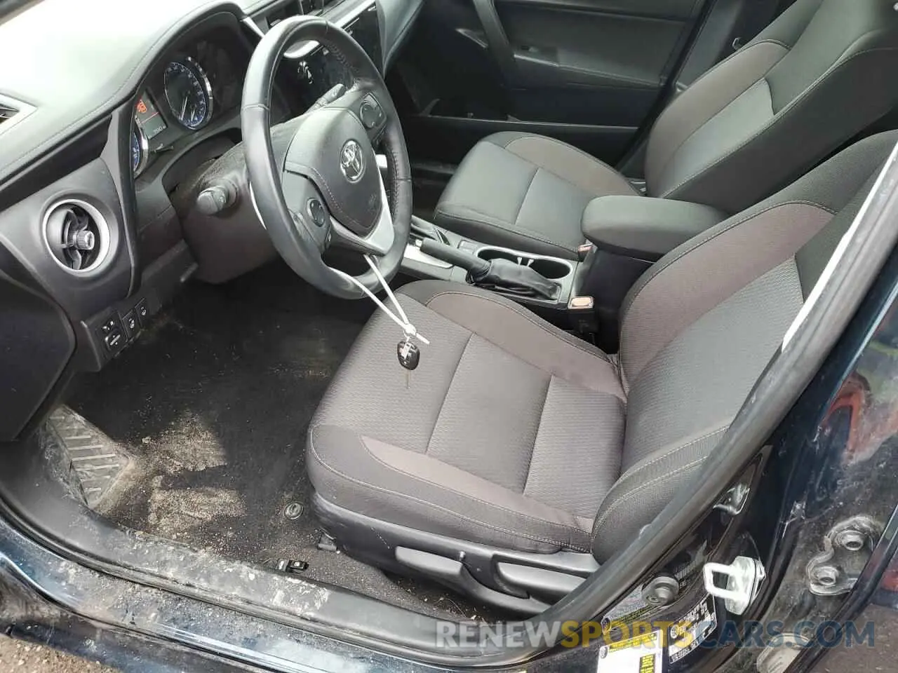 7 Photograph of a damaged car 2T1BURHE3KC138853 TOYOTA COROLLA 2019