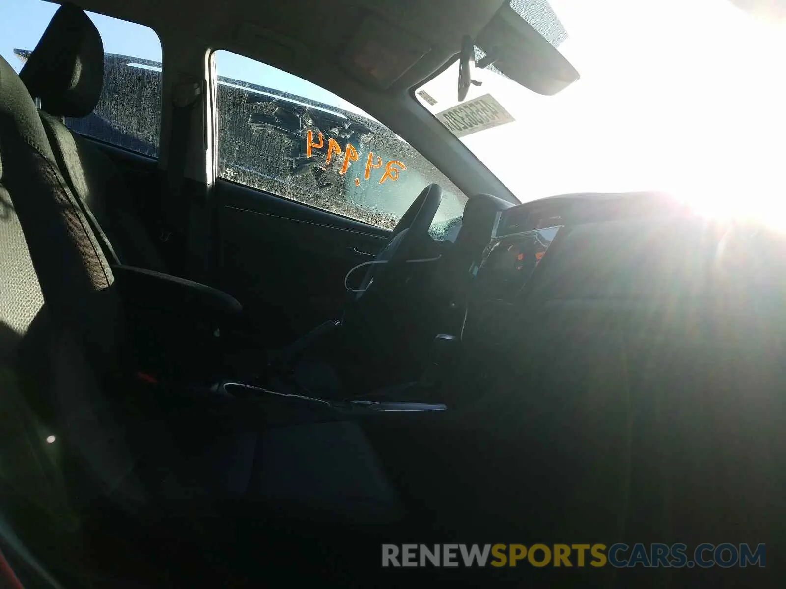 5 Photograph of a damaged car 2T1BURHE3KC139162 TOYOTA COROLLA 2019