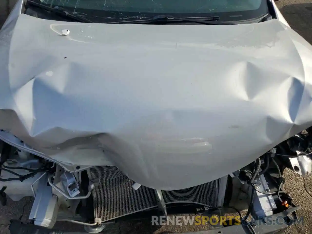 11 Photograph of a damaged car 2T1BURHE3KC140487 TOYOTA COROLLA 2019