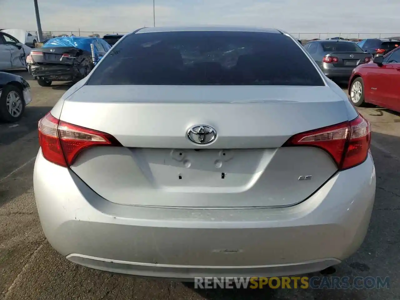 6 Photograph of a damaged car 2T1BURHE3KC140487 TOYOTA COROLLA 2019