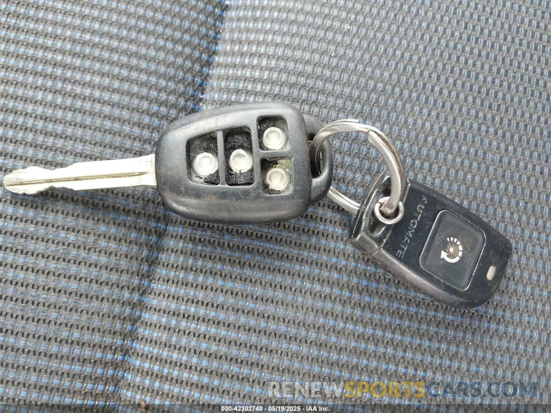 11 Photograph of a damaged car 2T1BURHE3KC142871 TOYOTA COROLLA 2019