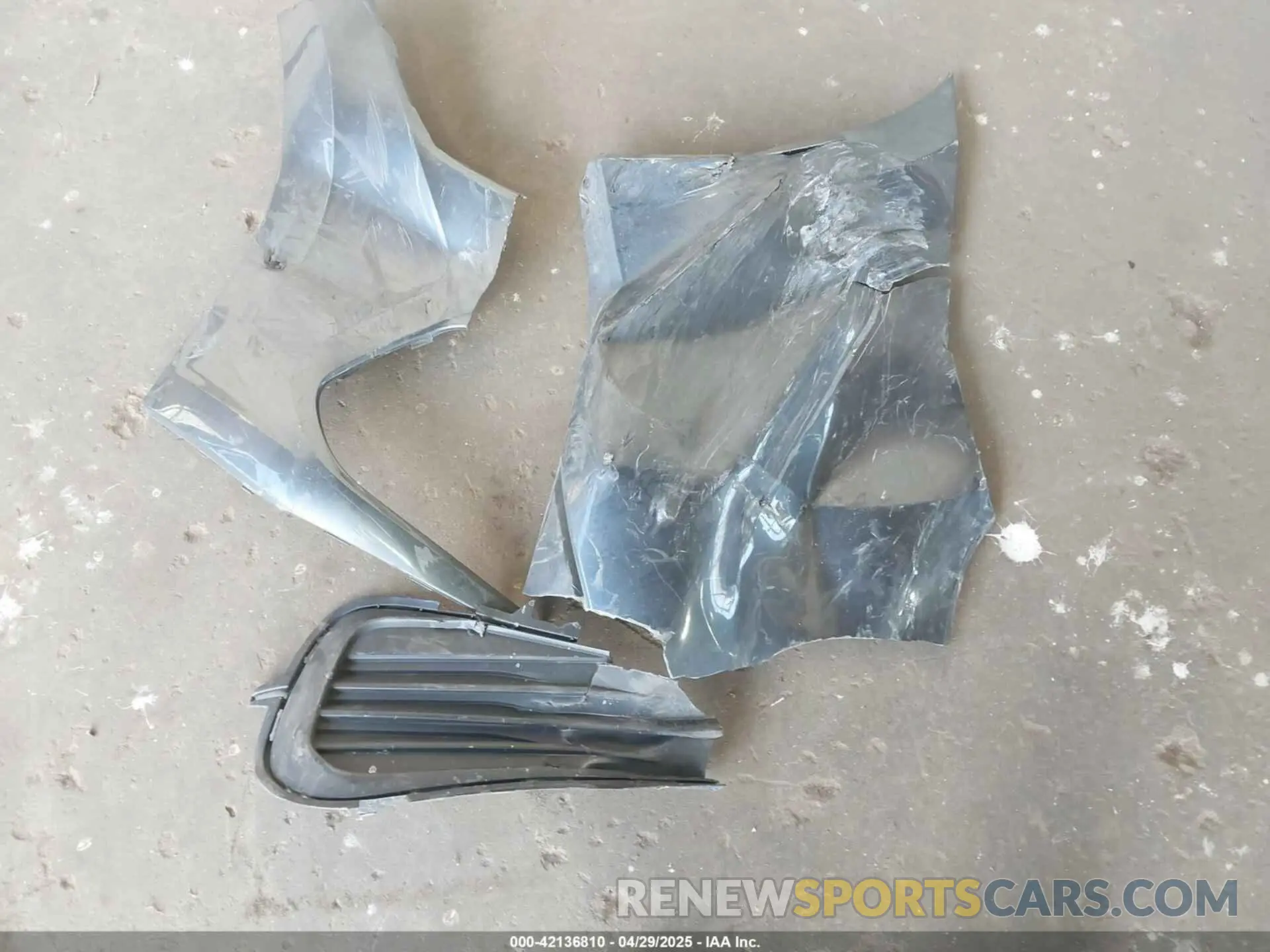12 Photograph of a damaged car 2T1BURHE3KC143616 TOYOTA COROLLA 2019