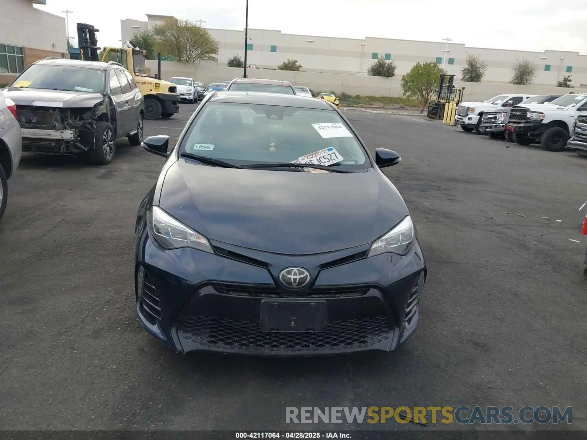 11 Photograph of a damaged car 2T1BURHE3KC144751 TOYOTA COROLLA 2019