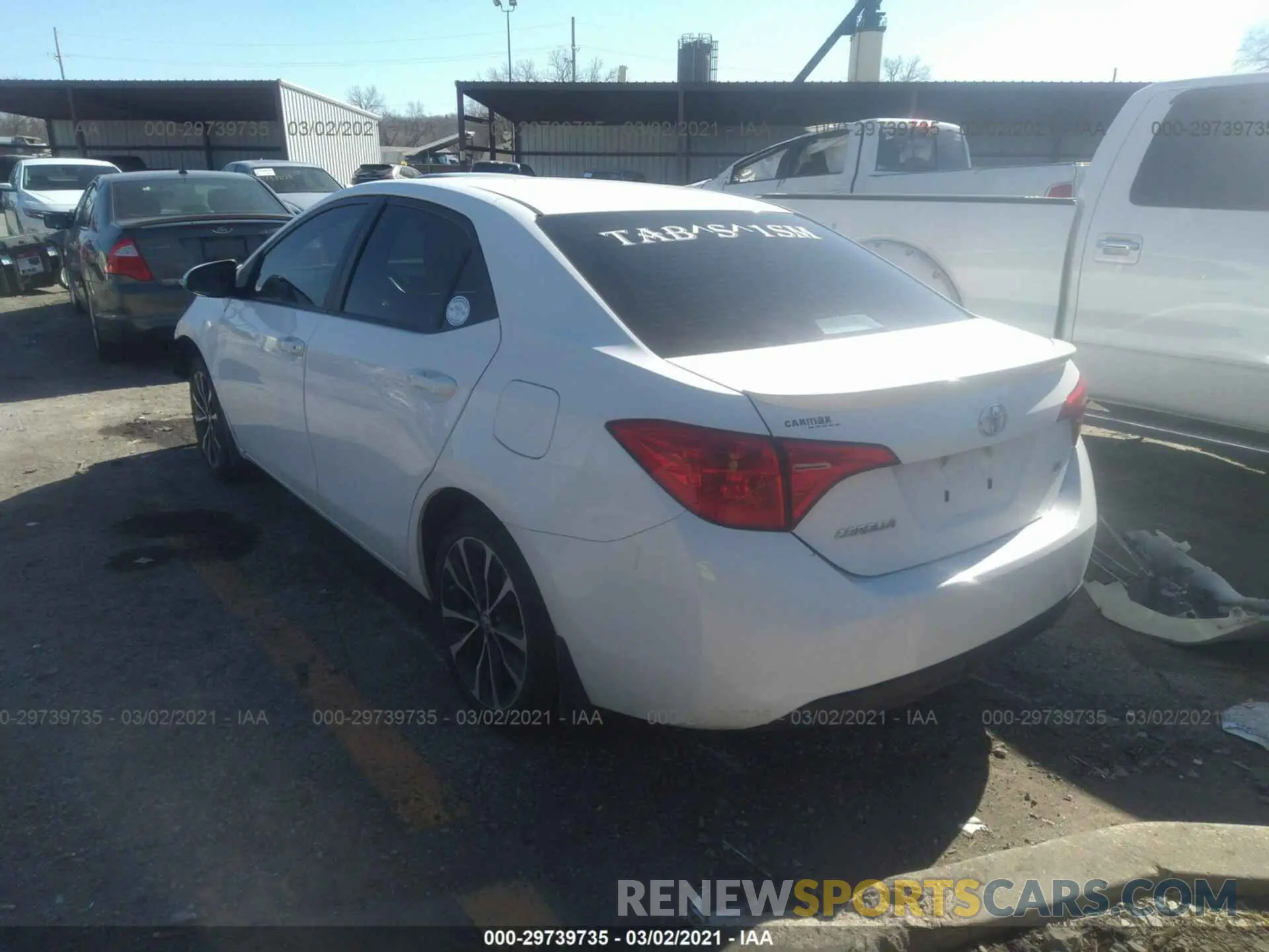 3 Photograph of a damaged car 2T1BURHE3KC148539 TOYOTA COROLLA 2019