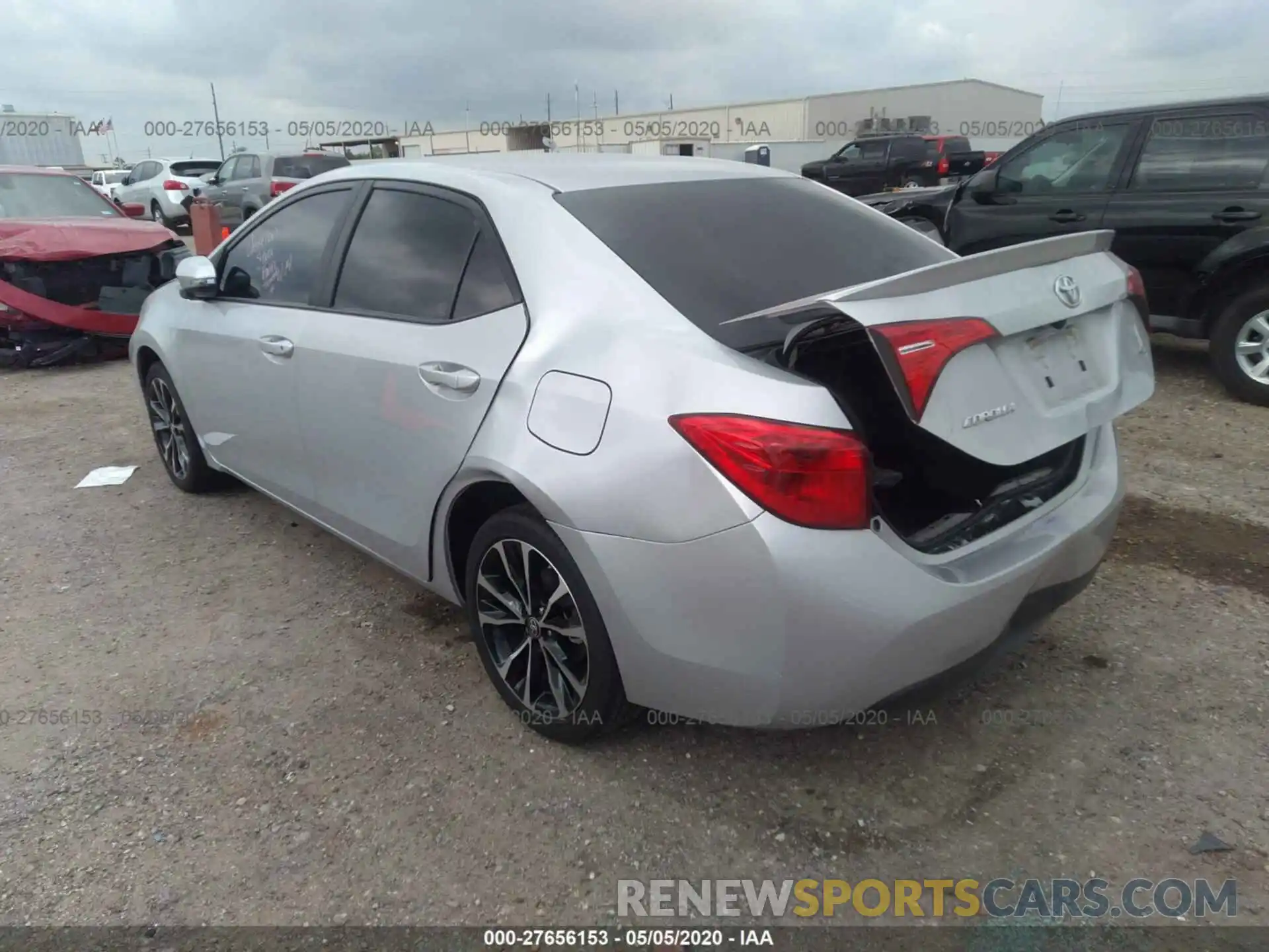 3 Photograph of a damaged car 2T1BURHE3KC148637 TOYOTA COROLLA 2019