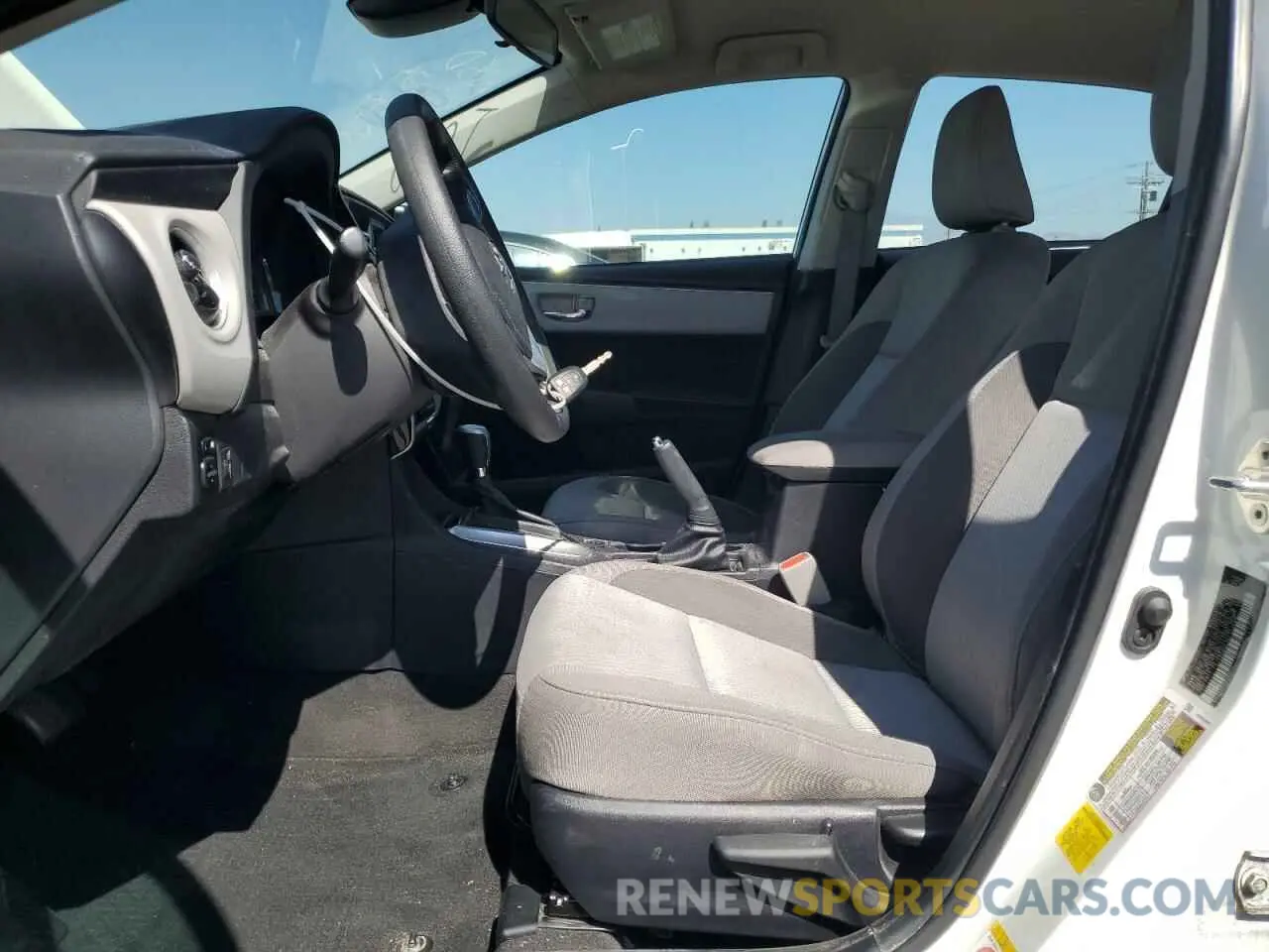 7 Photograph of a damaged car 2T1BURHE3KC153689 TOYOTA COROLLA 2019