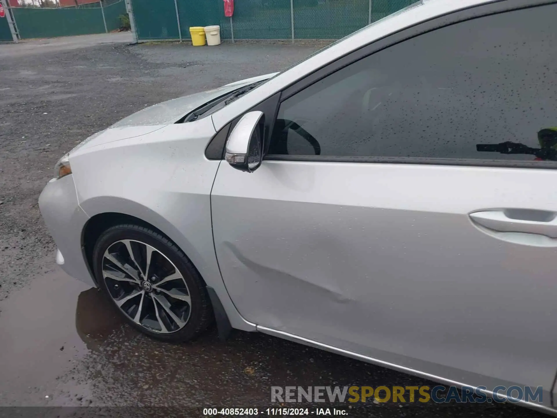 18 Photograph of a damaged car 2T1BURHE3KC155037 TOYOTA COROLLA 2019