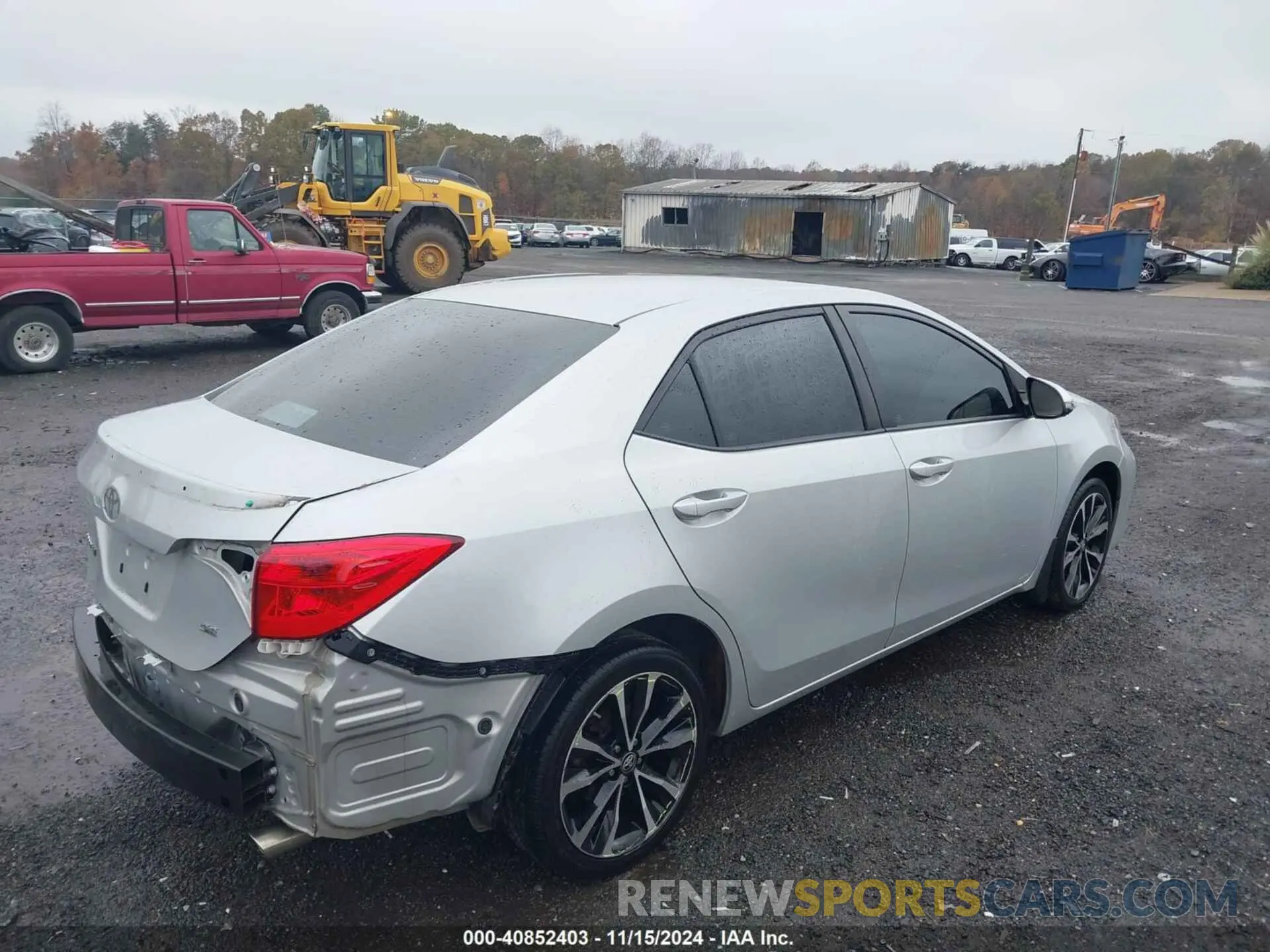 4 Photograph of a damaged car 2T1BURHE3KC155037 TOYOTA COROLLA 2019