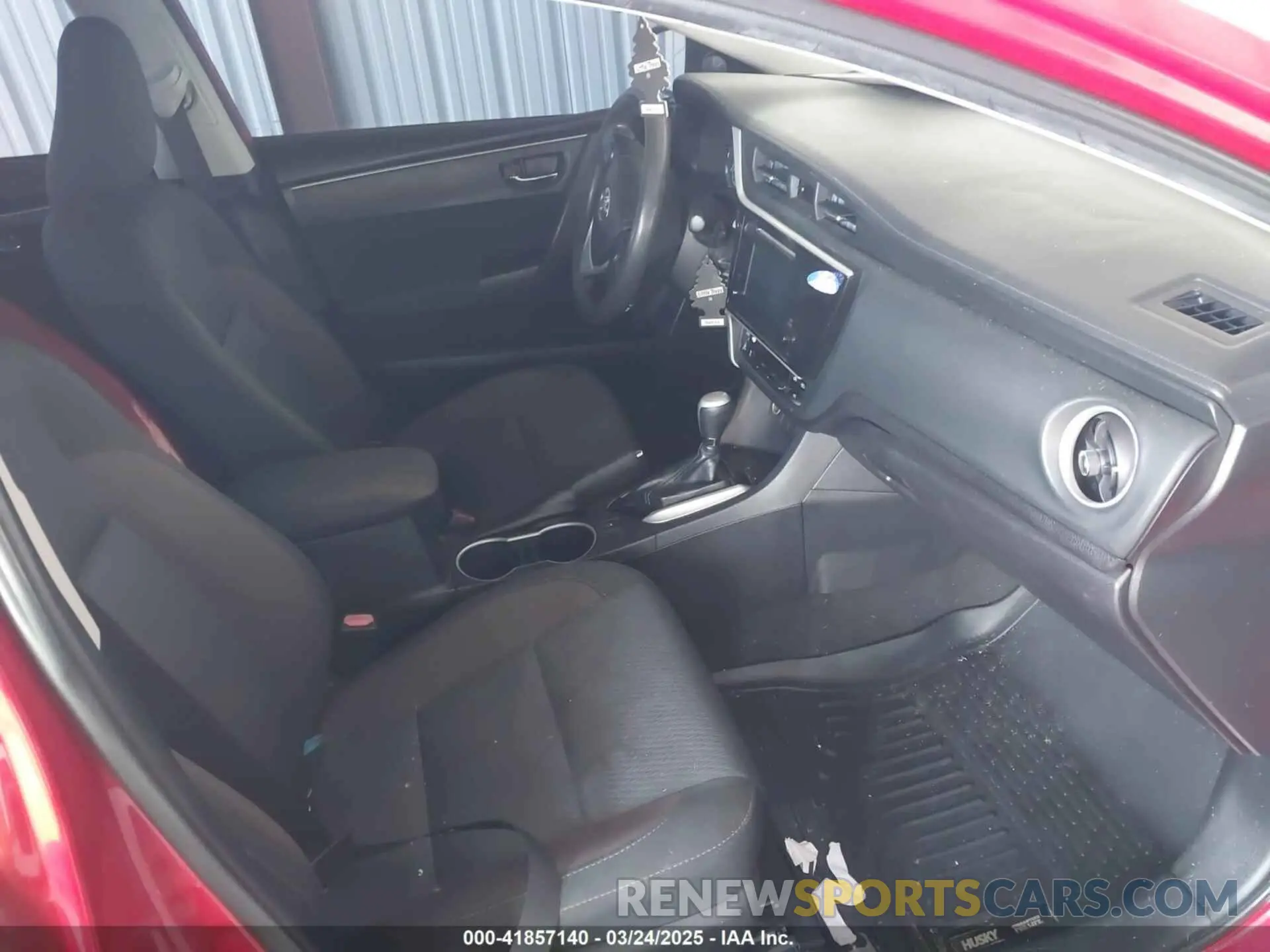 5 Photograph of a damaged car 2T1BURHE3KC157127 TOYOTA COROLLA 2019