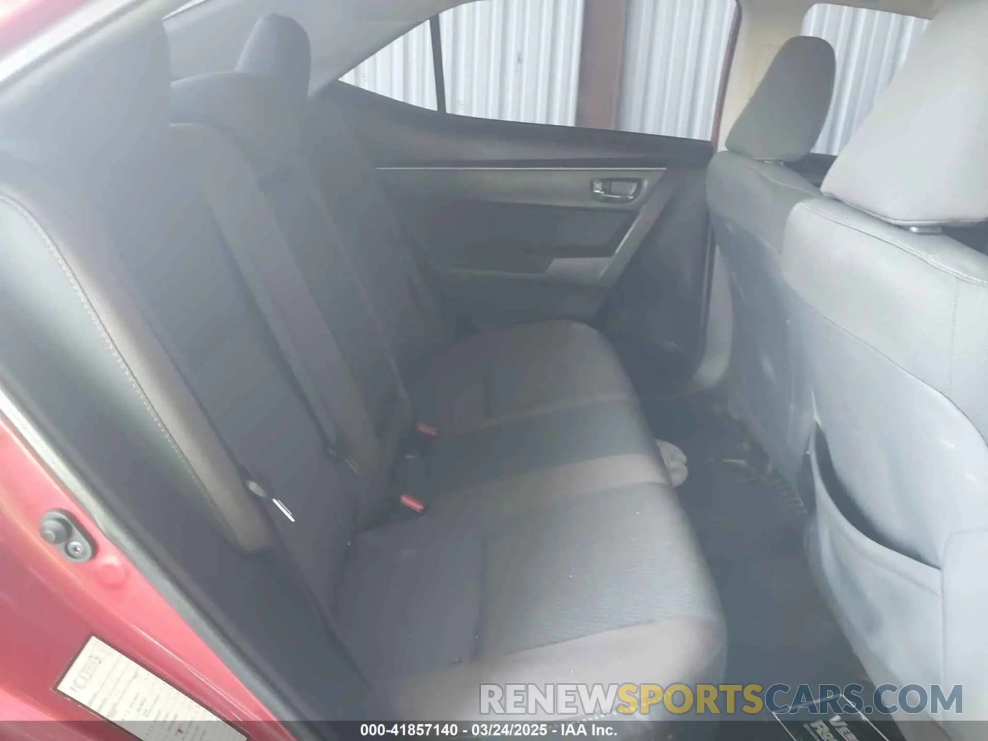 8 Photograph of a damaged car 2T1BURHE3KC157127 TOYOTA COROLLA 2019