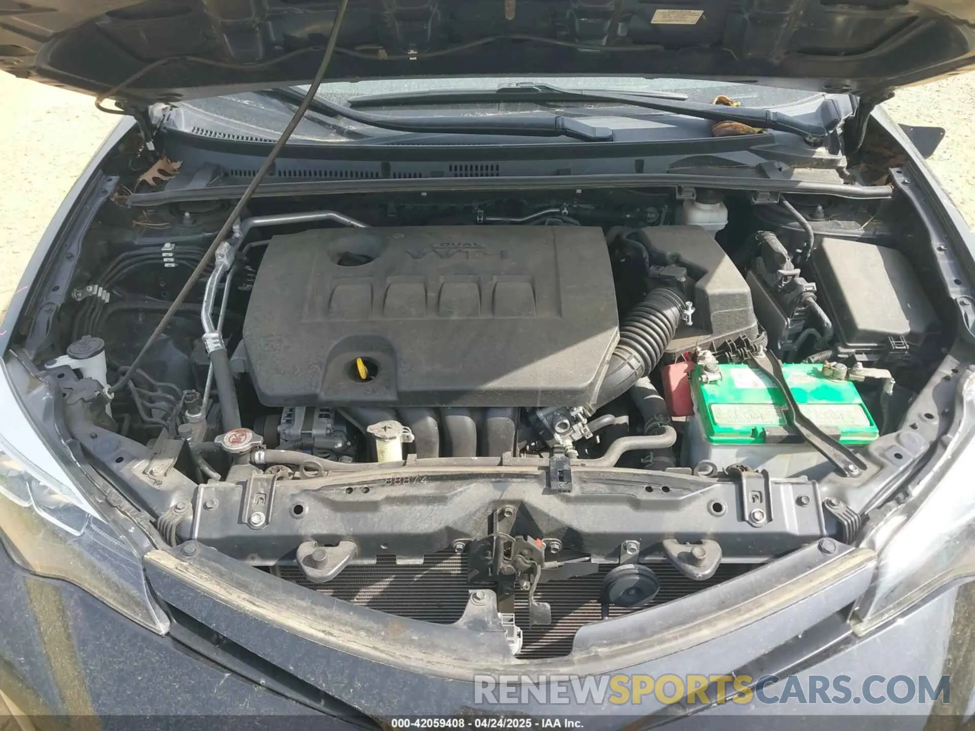 10 Photograph of a damaged car 2T1BURHE3KC160691 TOYOTA COROLLA 2019