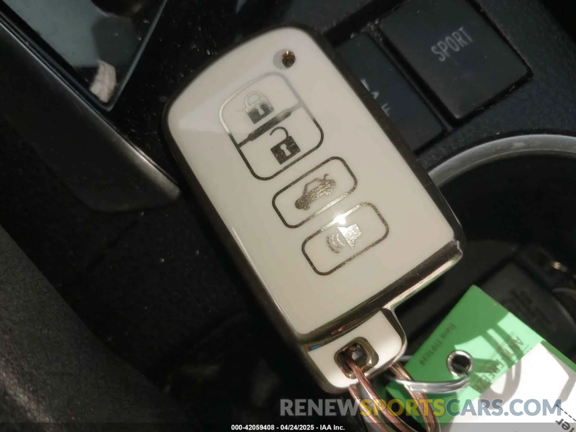 11 Photograph of a damaged car 2T1BURHE3KC160691 TOYOTA COROLLA 2019