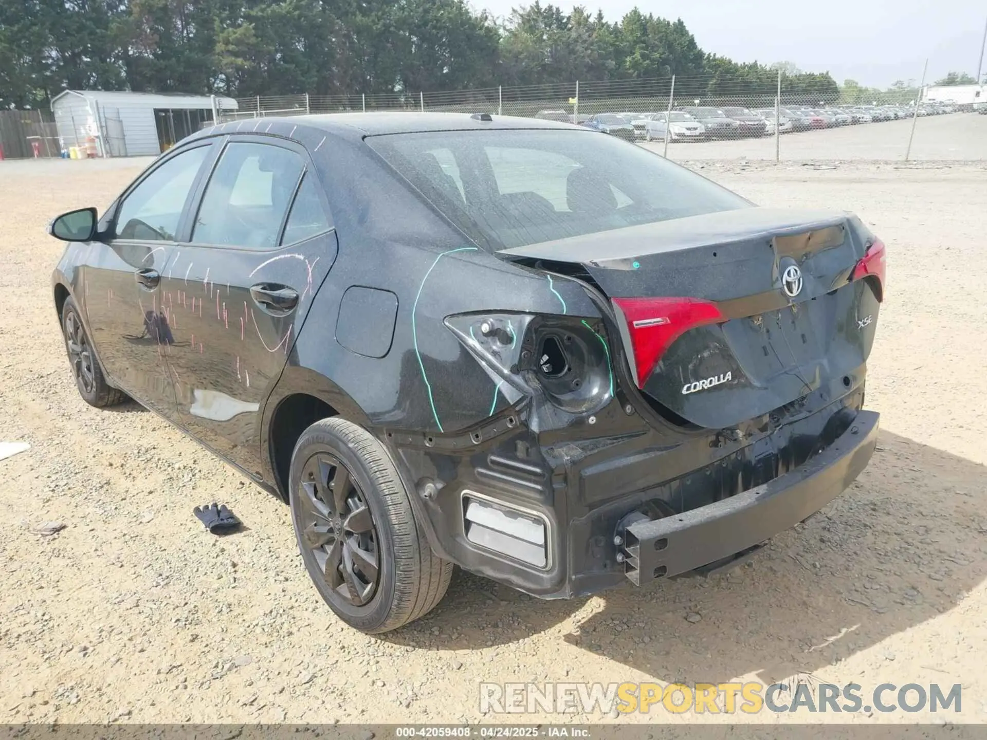 3 Photograph of a damaged car 2T1BURHE3KC160691 TOYOTA COROLLA 2019