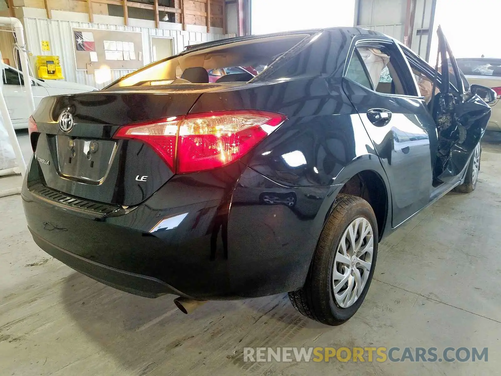 4 Photograph of a damaged car 2T1BURHE3KC160819 TOYOTA COROLLA 2019