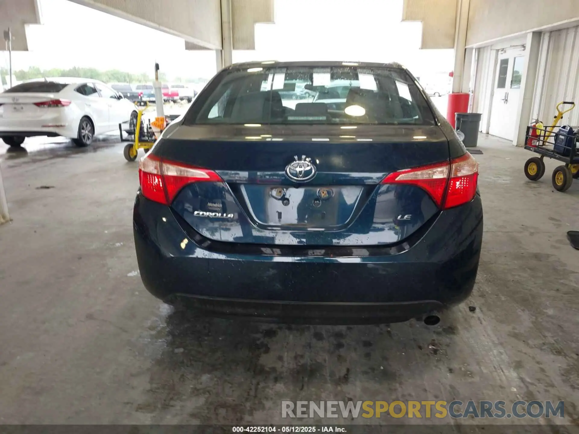 16 Photograph of a damaged car 2T1BURHE3KC161159 TOYOTA COROLLA 2019