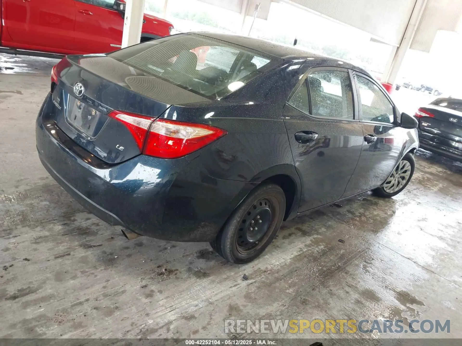 4 Photograph of a damaged car 2T1BURHE3KC161159 TOYOTA COROLLA 2019