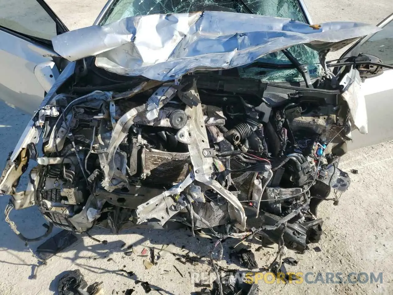 12 Photograph of a damaged car 2T1BURHE3KC163817 TOYOTA COROLLA 2019