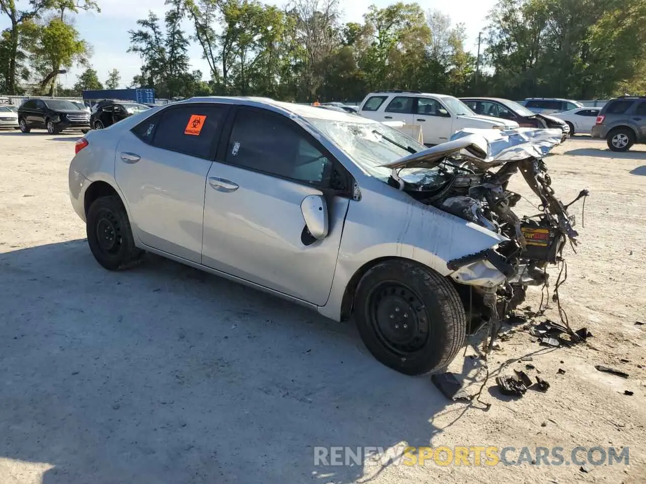 4 Photograph of a damaged car 2T1BURHE3KC163817 TOYOTA COROLLA 2019