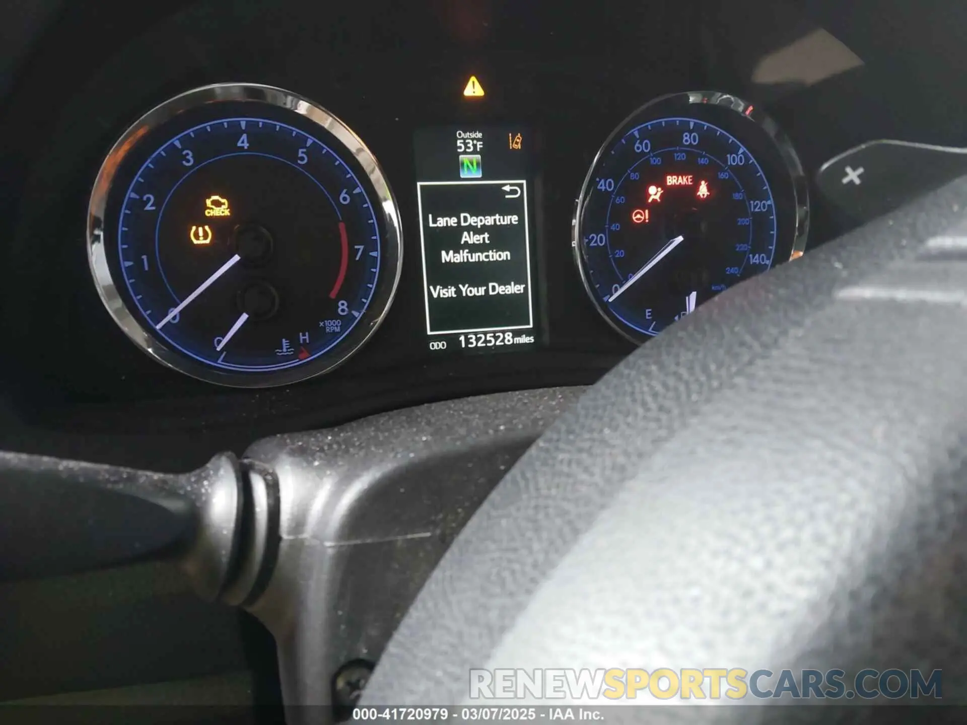 7 Photograph of a damaged car 2T1BURHE3KC164255 TOYOTA COROLLA 2019