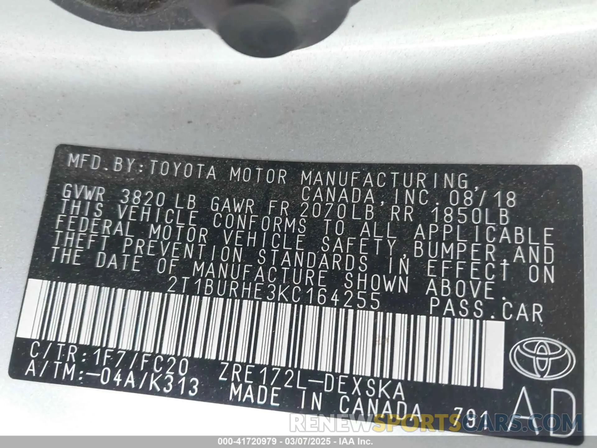 9 Photograph of a damaged car 2T1BURHE3KC164255 TOYOTA COROLLA 2019