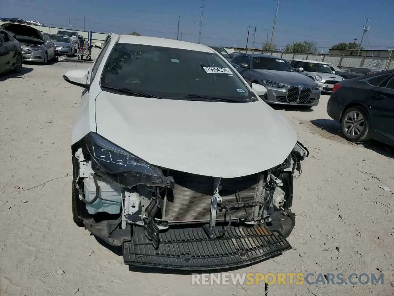 5 Photograph of a damaged car 2T1BURHE3KC165793 TOYOTA COROLLA 2019