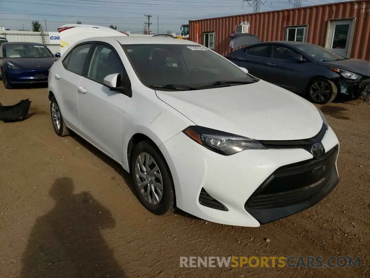 4 Photograph of a damaged car 2T1BURHE3KC166989 TOYOTA COROLLA 2019