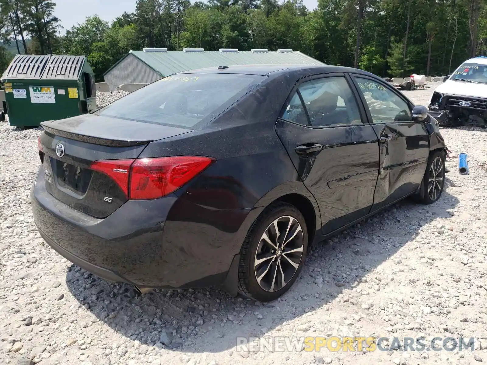 4 Photograph of a damaged car 2T1BURHE3KC169150 TOYOTA COROLLA 2019