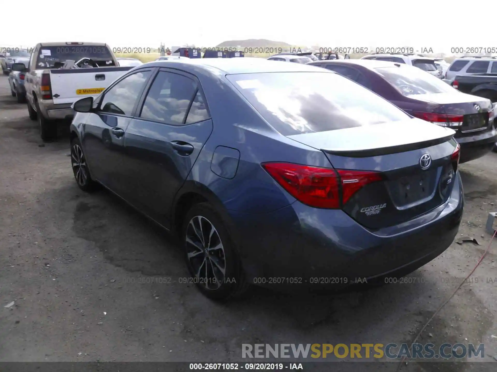 3 Photograph of a damaged car 2T1BURHE3KC169536 TOYOTA COROLLA 2019