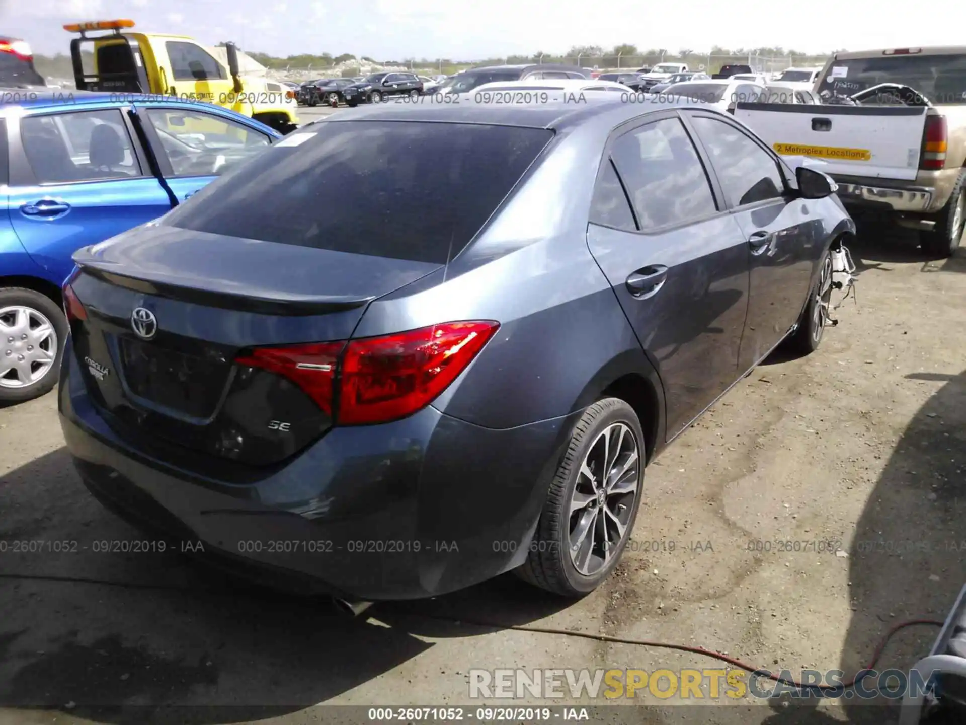 4 Photograph of a damaged car 2T1BURHE3KC169536 TOYOTA COROLLA 2019