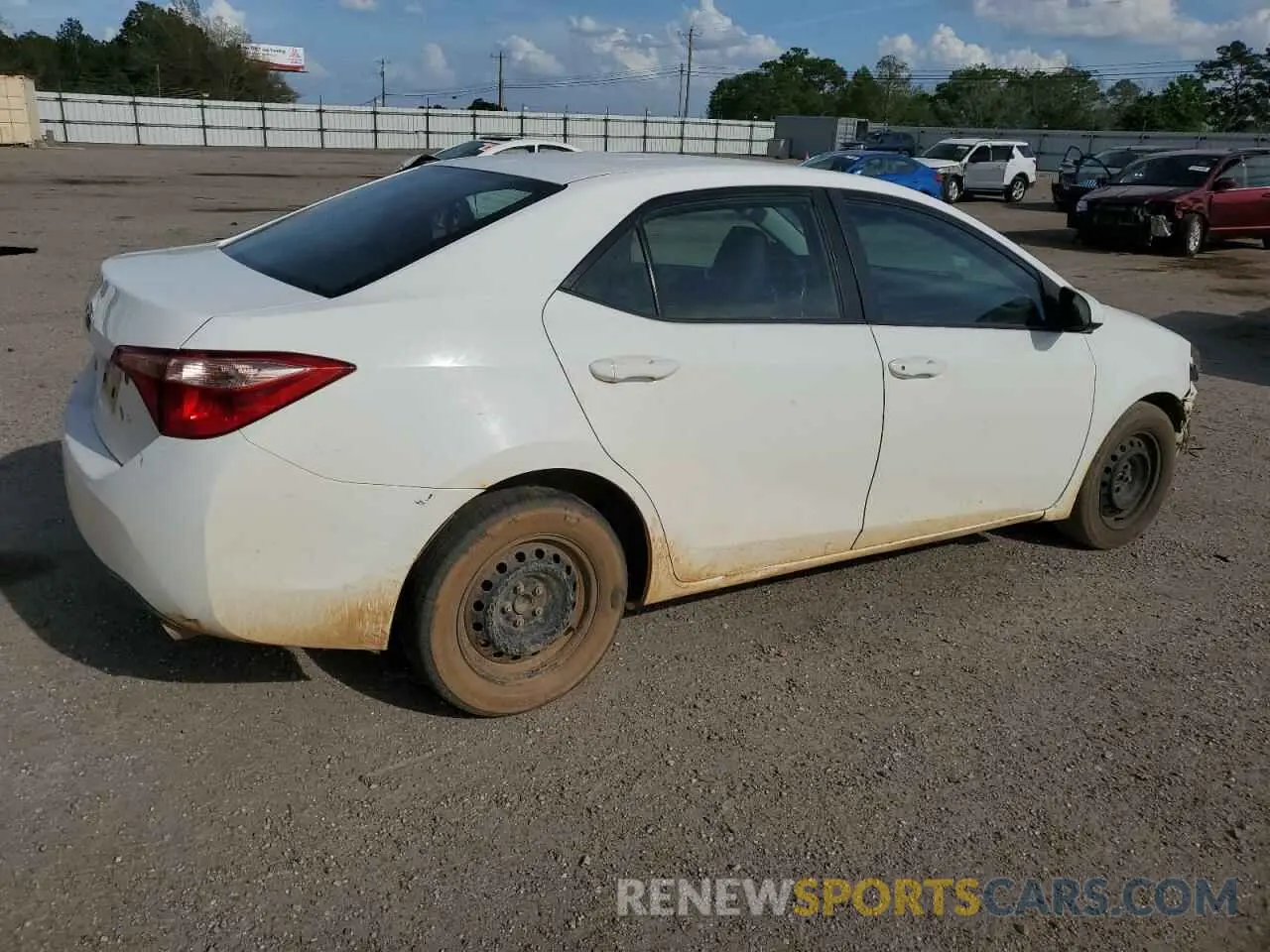 3 Photograph of a damaged car 2T1BURHE3KC173523 TOYOTA COROLLA 2019