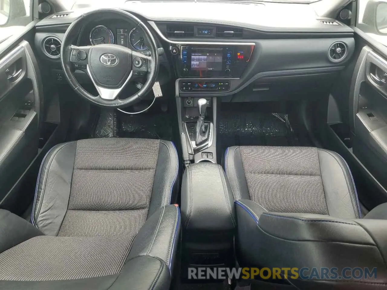 8 Photograph of a damaged car 2T1BURHE3KC186367 TOYOTA COROLLA 2019