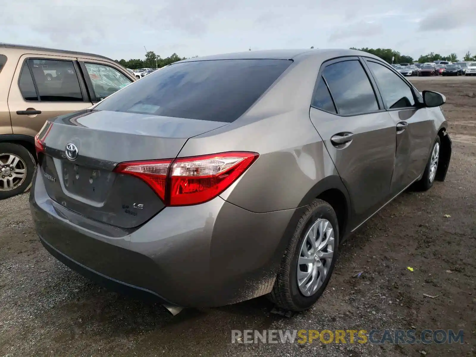 4 Photograph of a damaged car 2T1BURHE3KC191150 TOYOTA COROLLA 2019