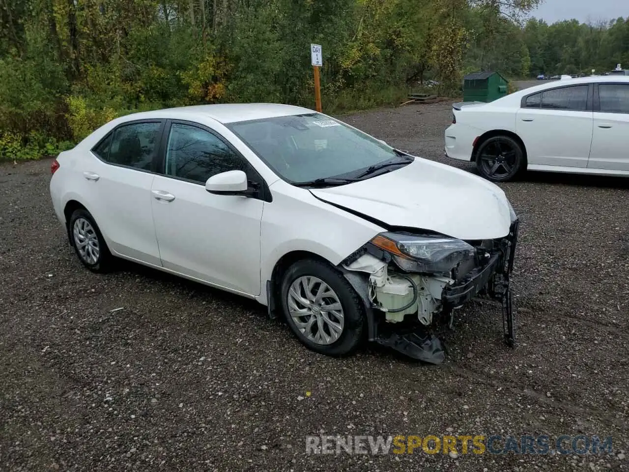 4 Photograph of a damaged car 2T1BURHE3KC192413 TOYOTA COROLLA 2019