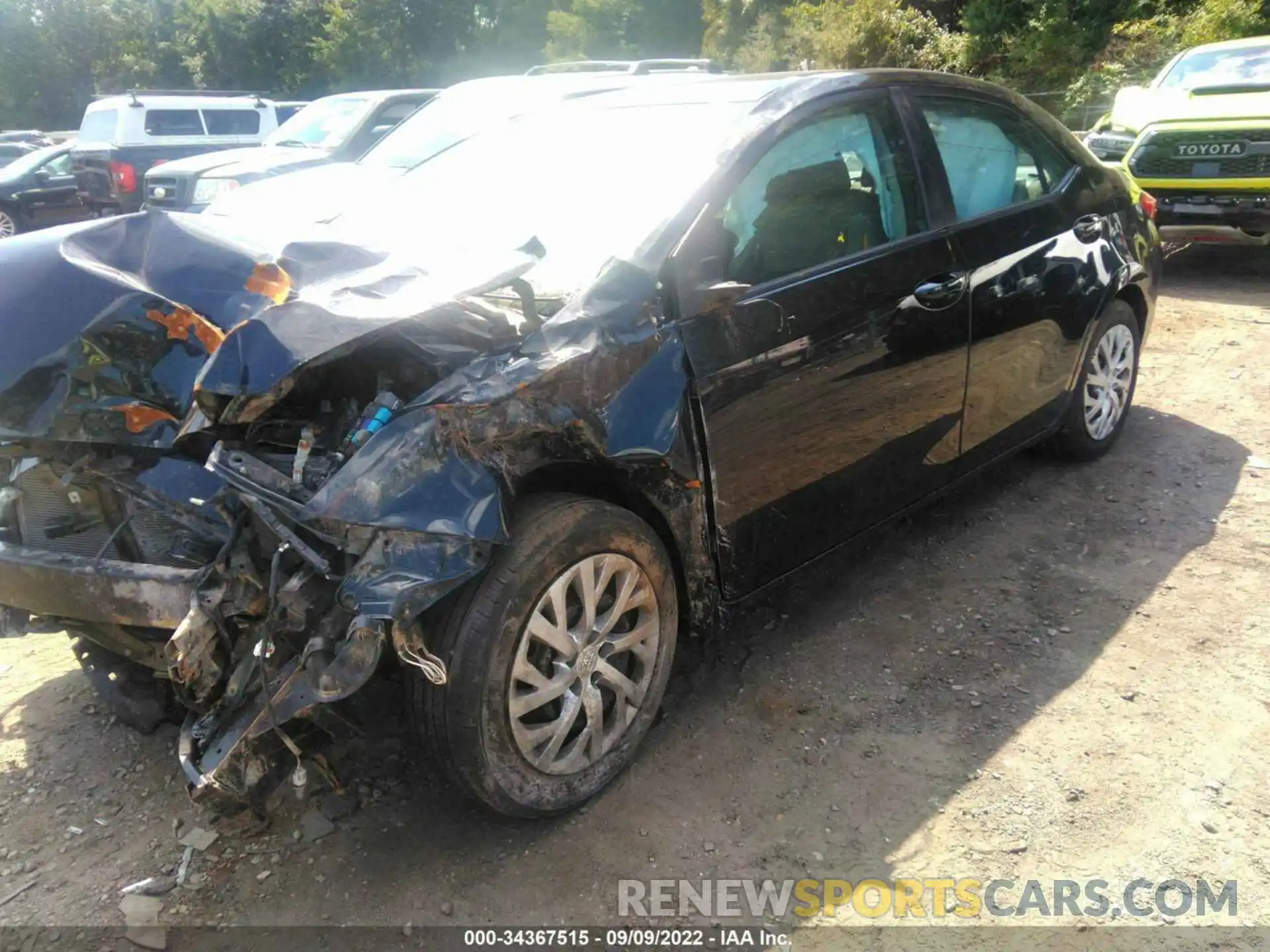 2 Photograph of a damaged car 2T1BURHE3KC198146 TOYOTA COROLLA 2019