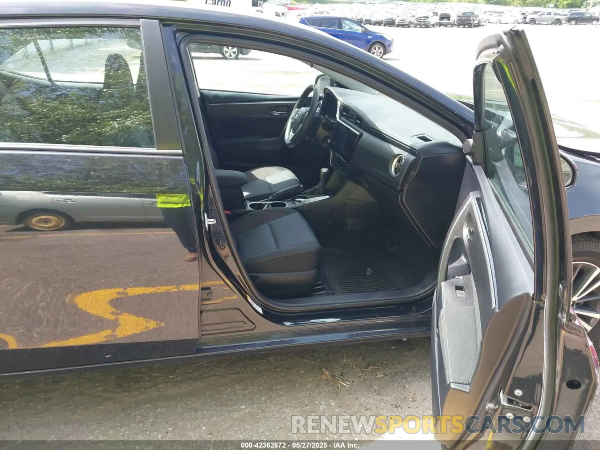 5 Photograph of a damaged car 2T1BURHE3KC199300 TOYOTA COROLLA 2019