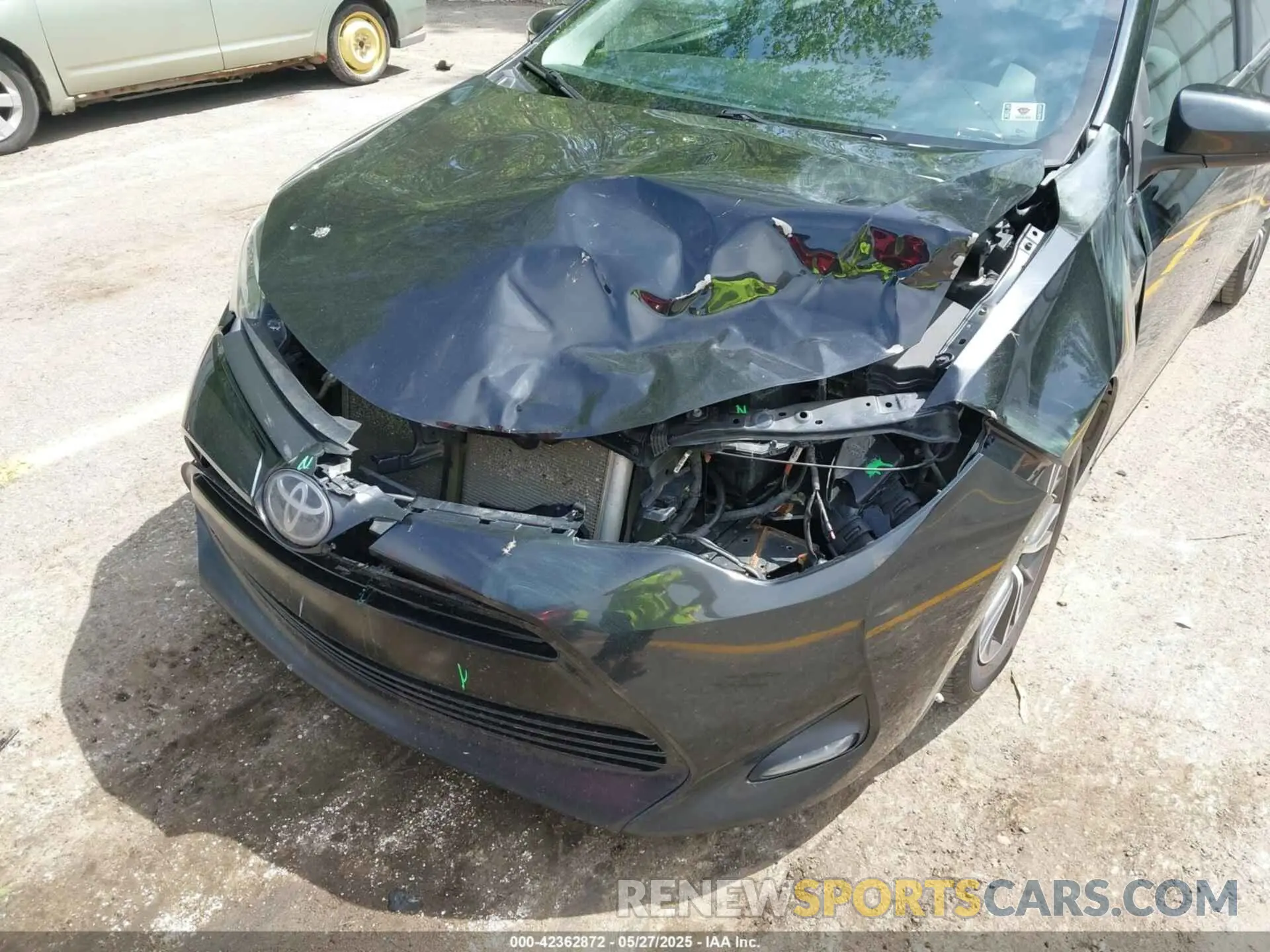 6 Photograph of a damaged car 2T1BURHE3KC199300 TOYOTA COROLLA 2019
