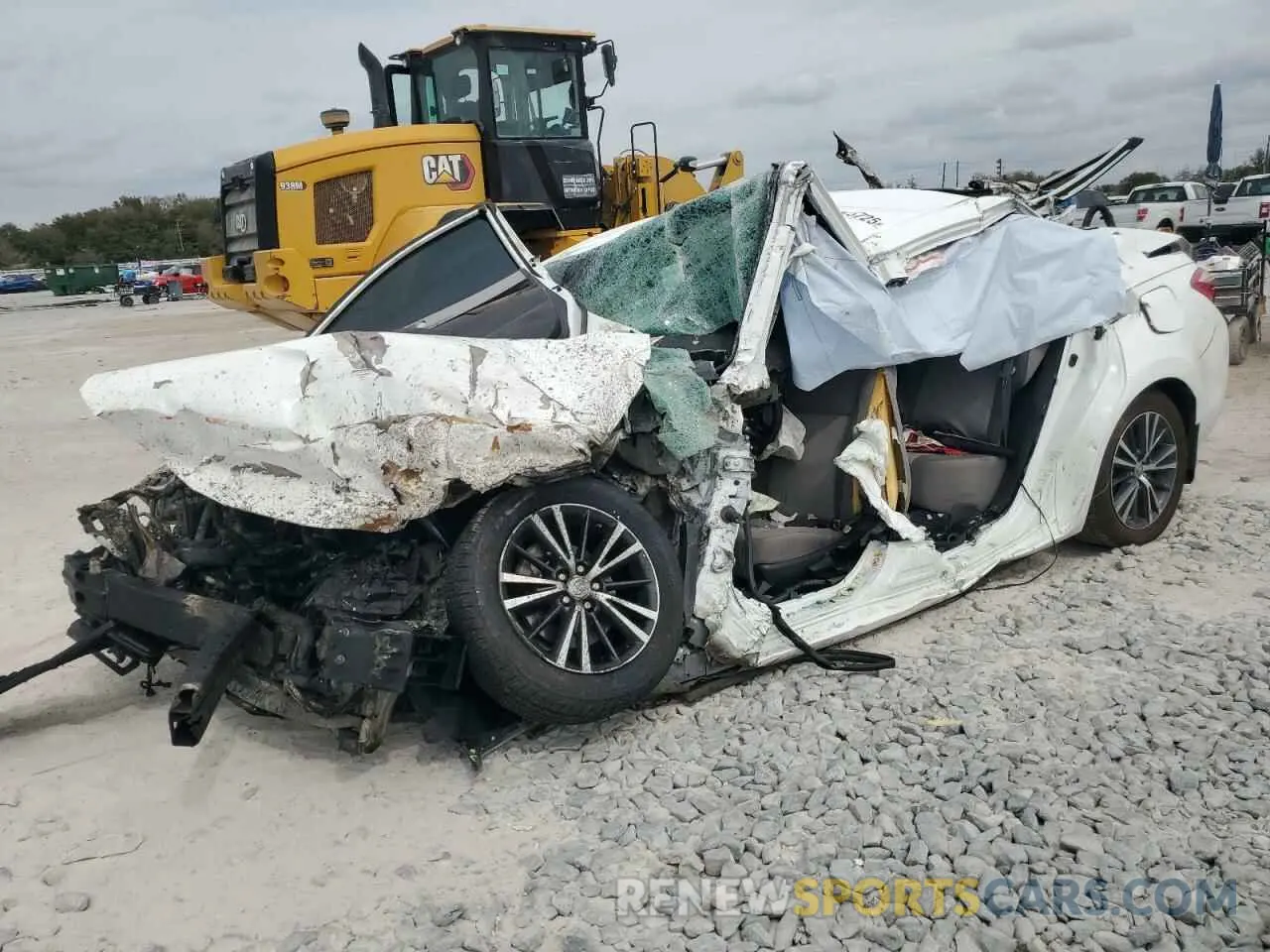 1 Photograph of a damaged car 2T1BURHE3KC199958 TOYOTA COROLLA 2019