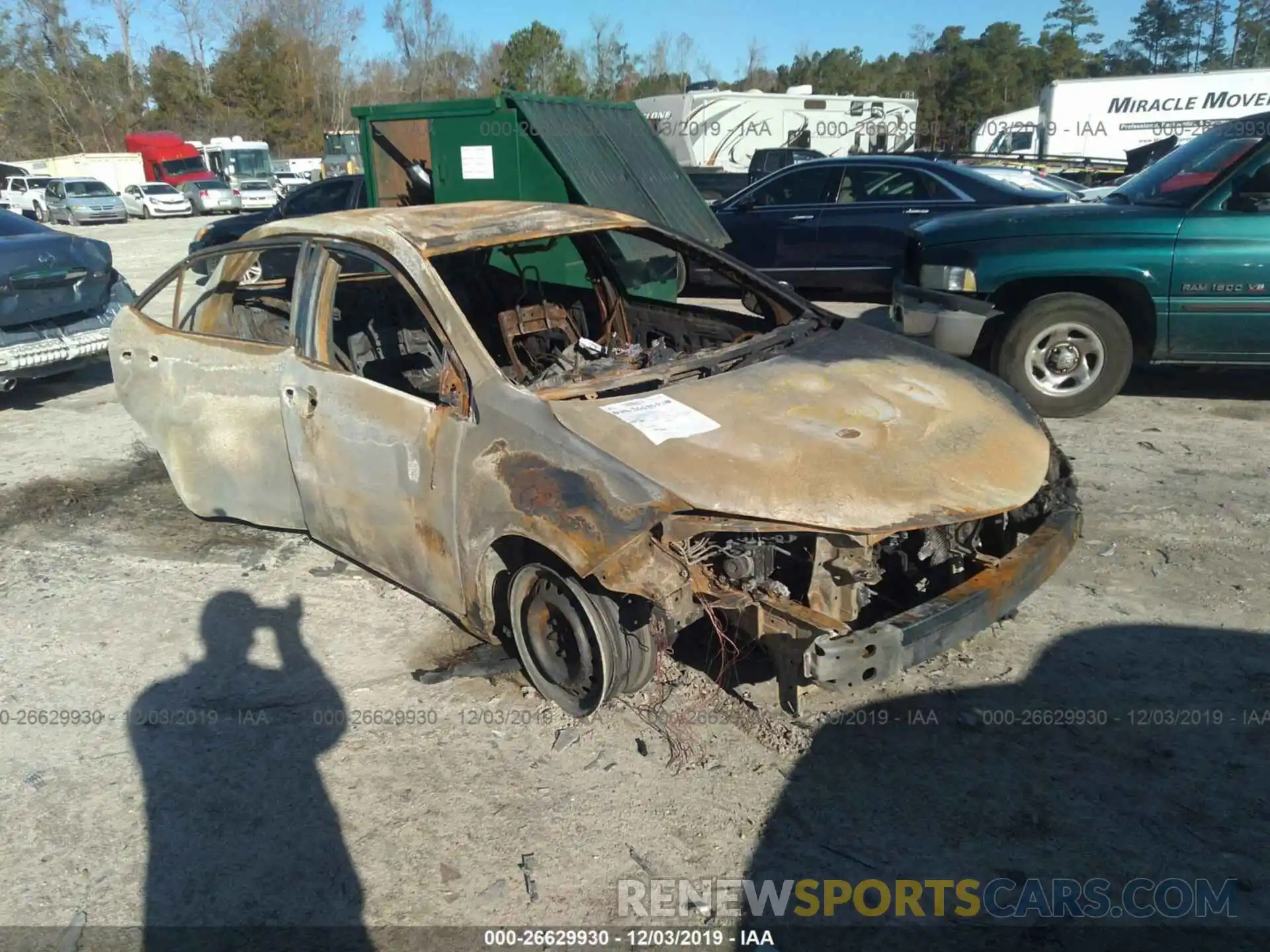 1 Photograph of a damaged car 2T1BURHE3KC202065 TOYOTA COROLLA 2019