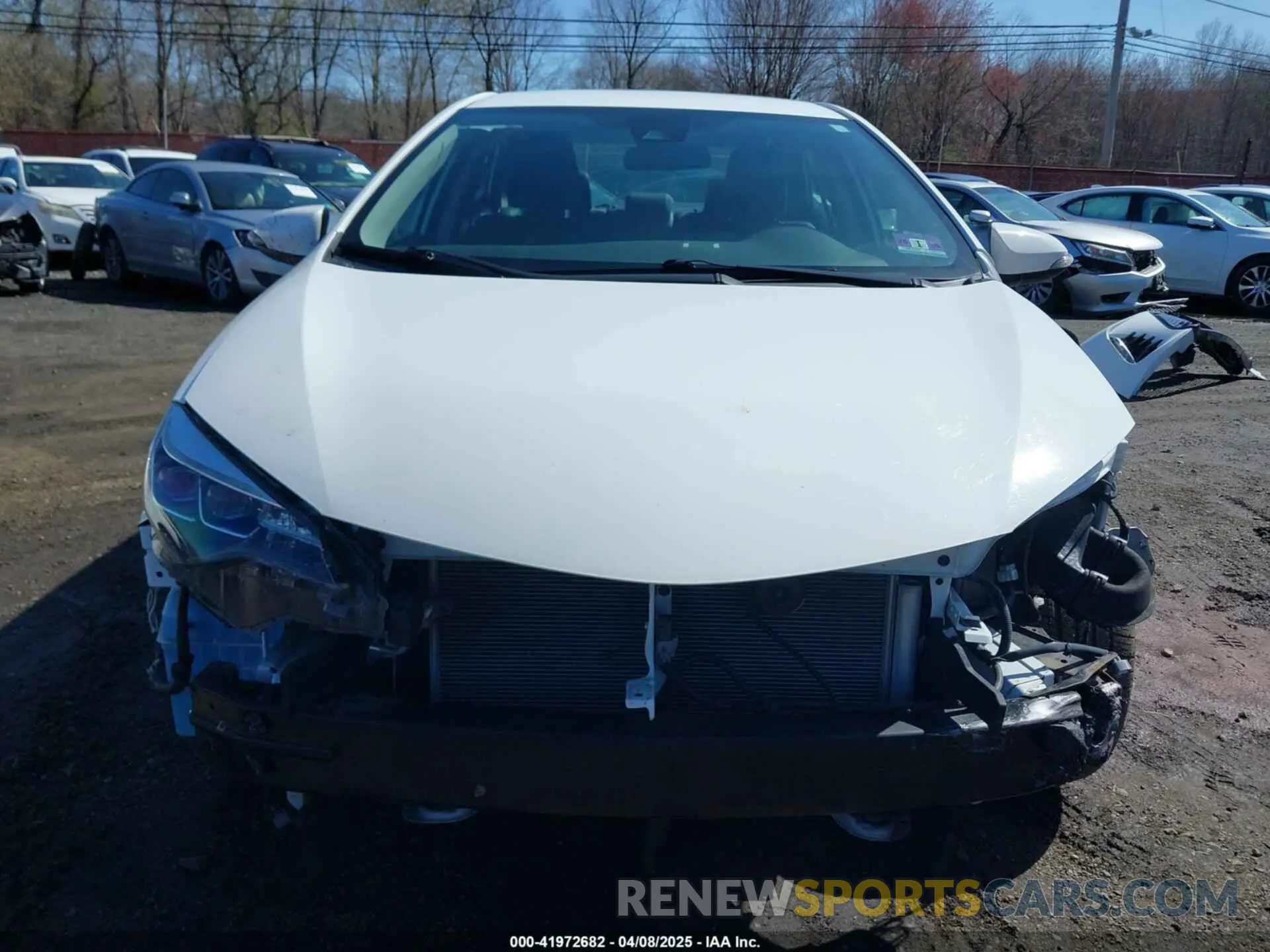 18 Photograph of a damaged car 2T1BURHE3KC202616 TOYOTA COROLLA 2019