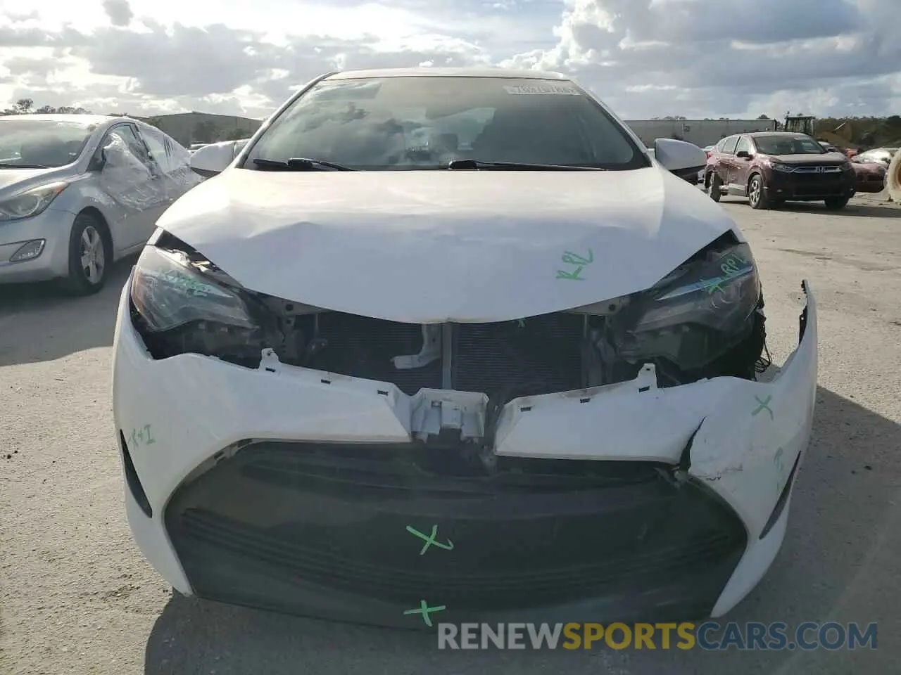 5 Photograph of a damaged car 2T1BURHE3KC207816 TOYOTA COROLLA 2019