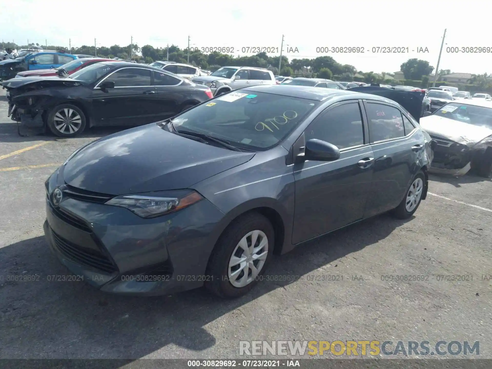 2 Photograph of a damaged car 2T1BURHE3KC209100 TOYOTA COROLLA 2019