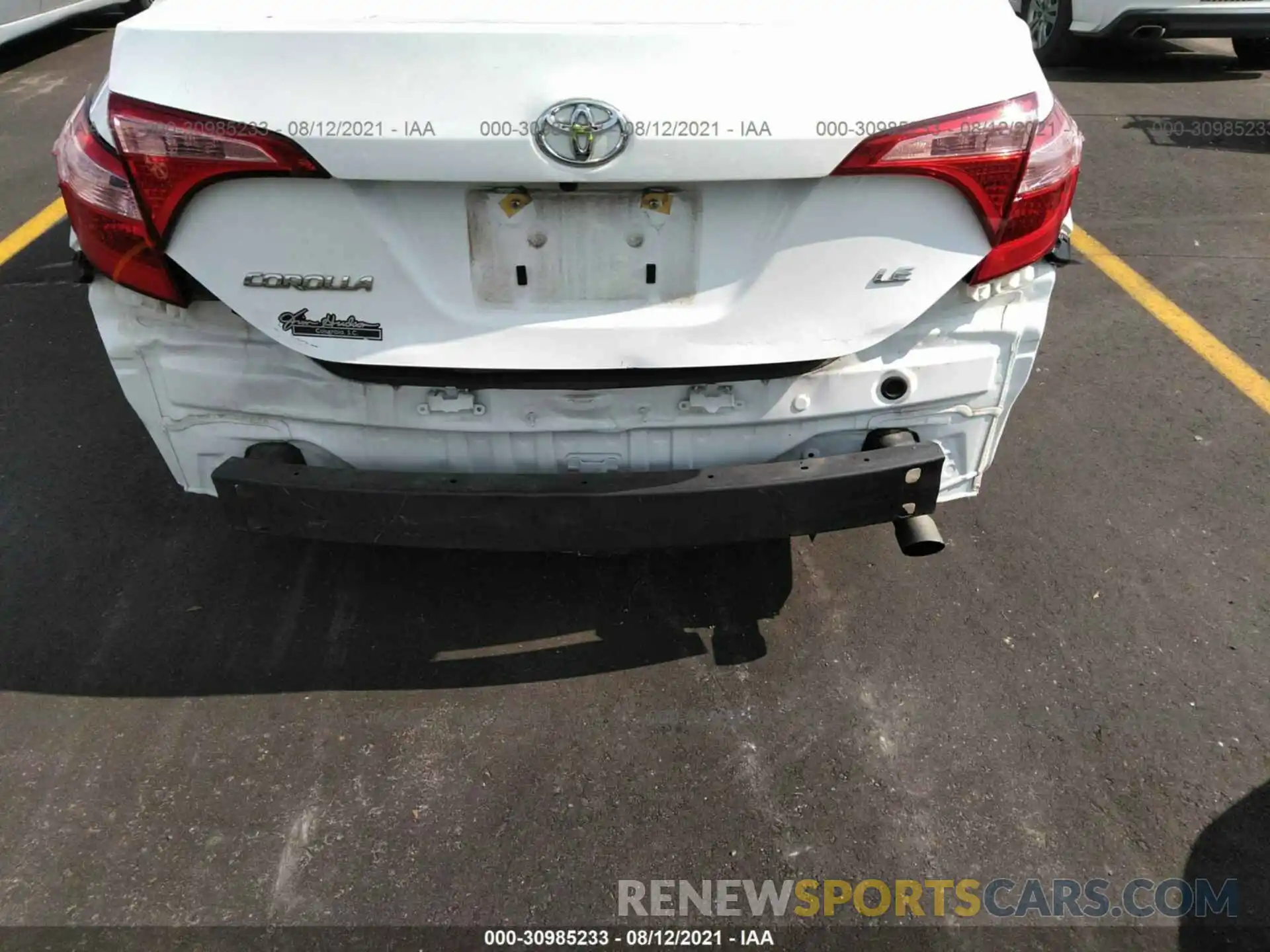 6 Photograph of a damaged car 2T1BURHE3KC212711 TOYOTA COROLLA 2019