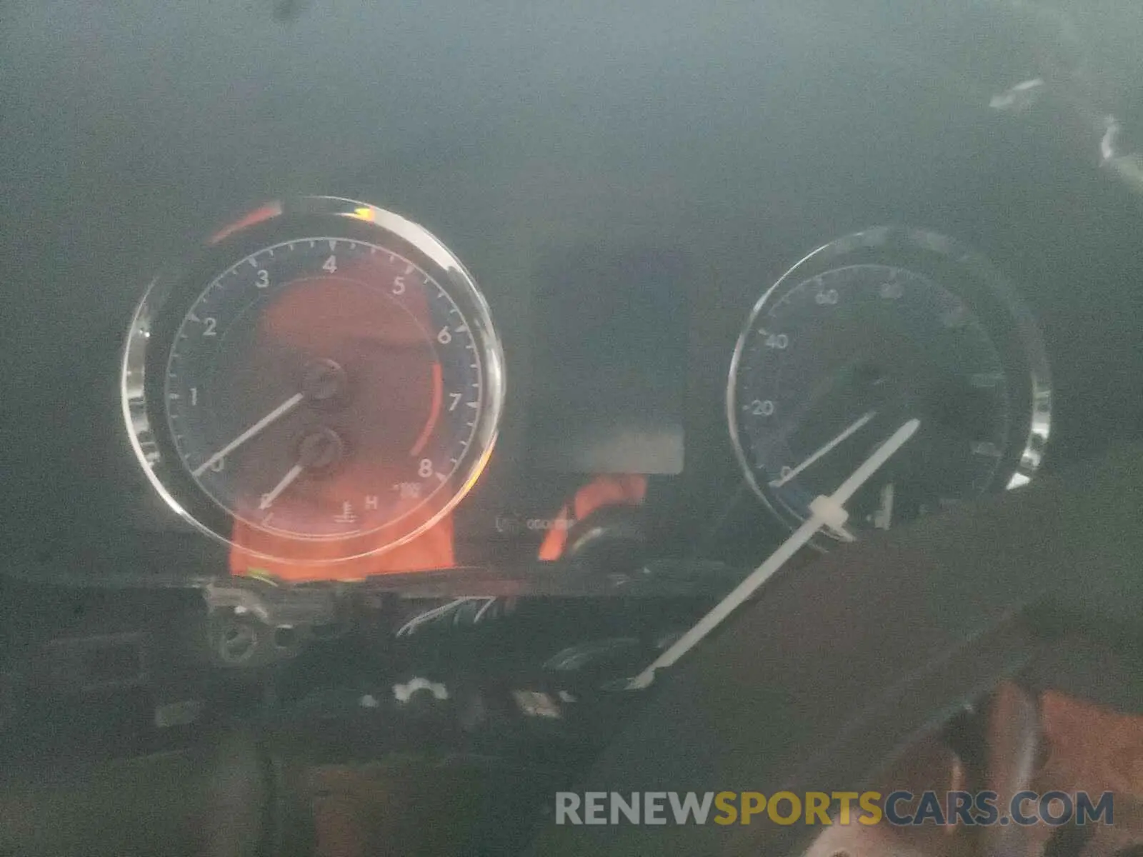 8 Photograph of a damaged car 2T1BURHE3KC214040 TOYOTA COROLLA 2019