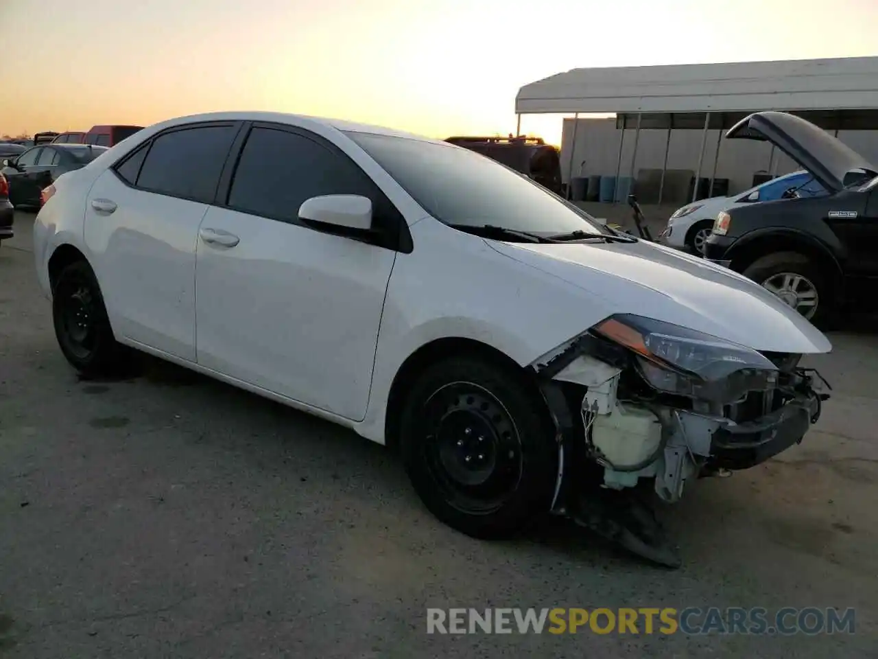 4 Photograph of a damaged car 2T1BURHE3KC216614 TOYOTA COROLLA 2019