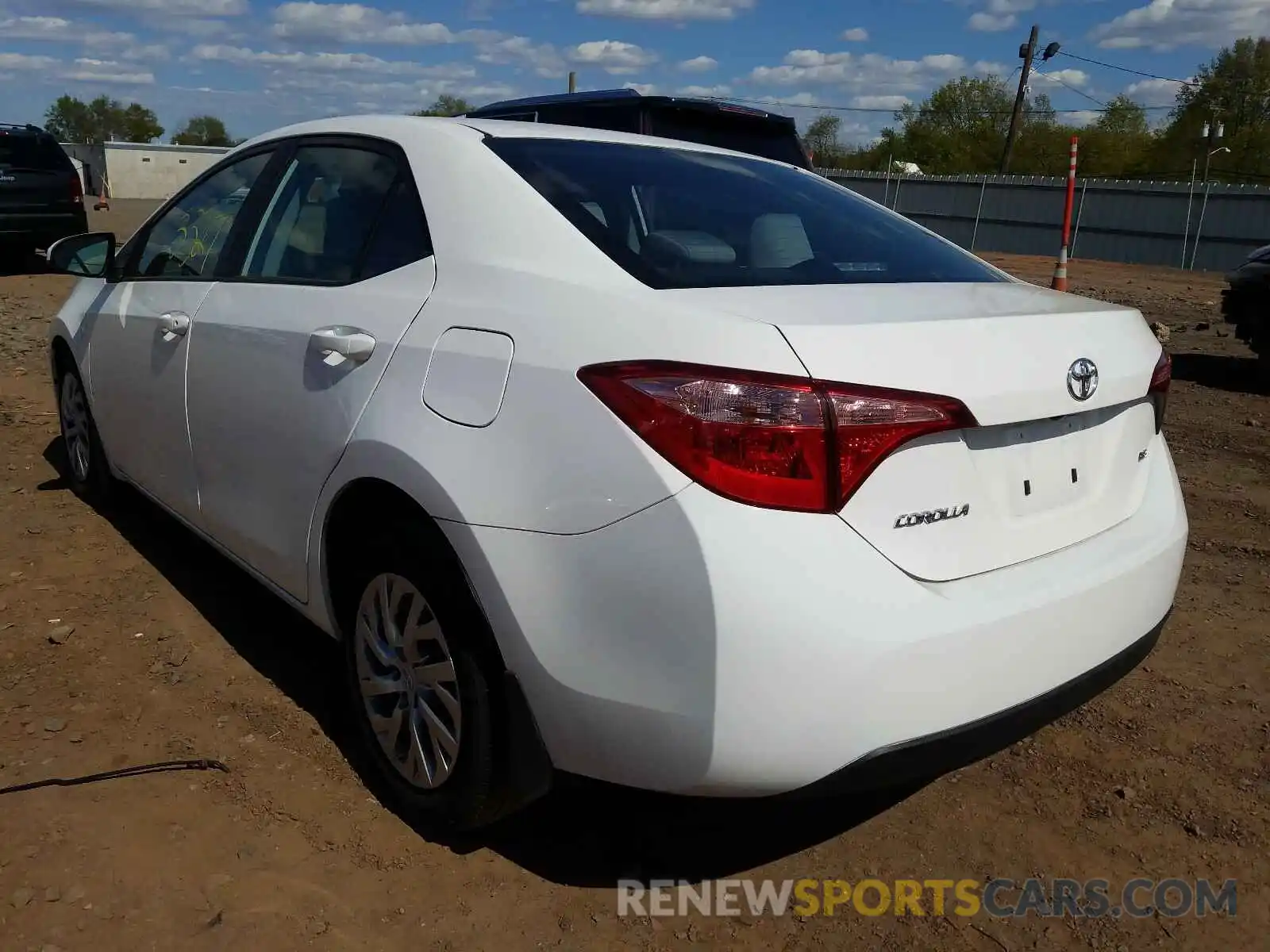 3 Photograph of a damaged car 2T1BURHE3KC216869 TOYOTA COROLLA 2019