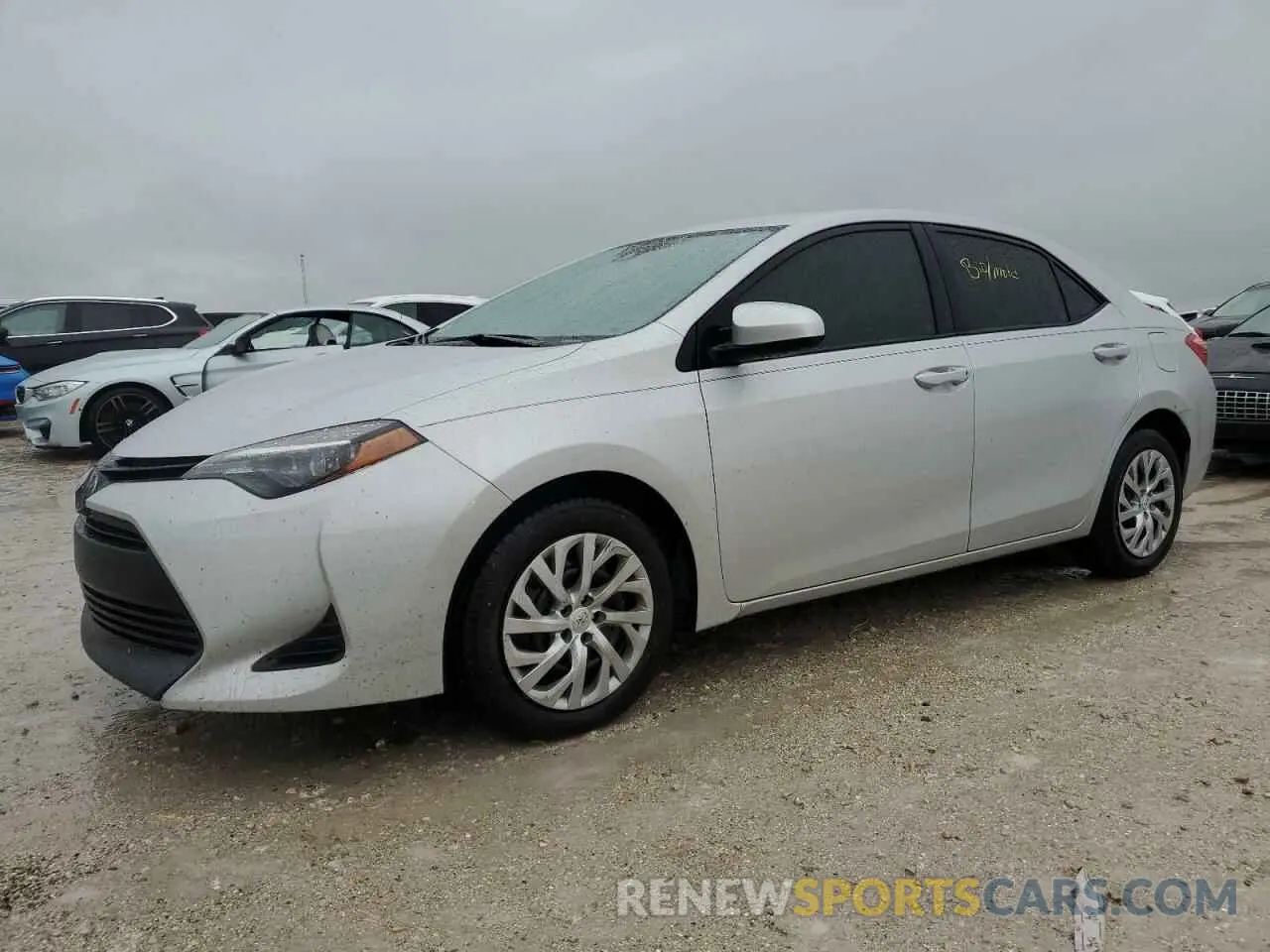 1 Photograph of a damaged car 2T1BURHE3KC216998 TOYOTA COROLLA 2019