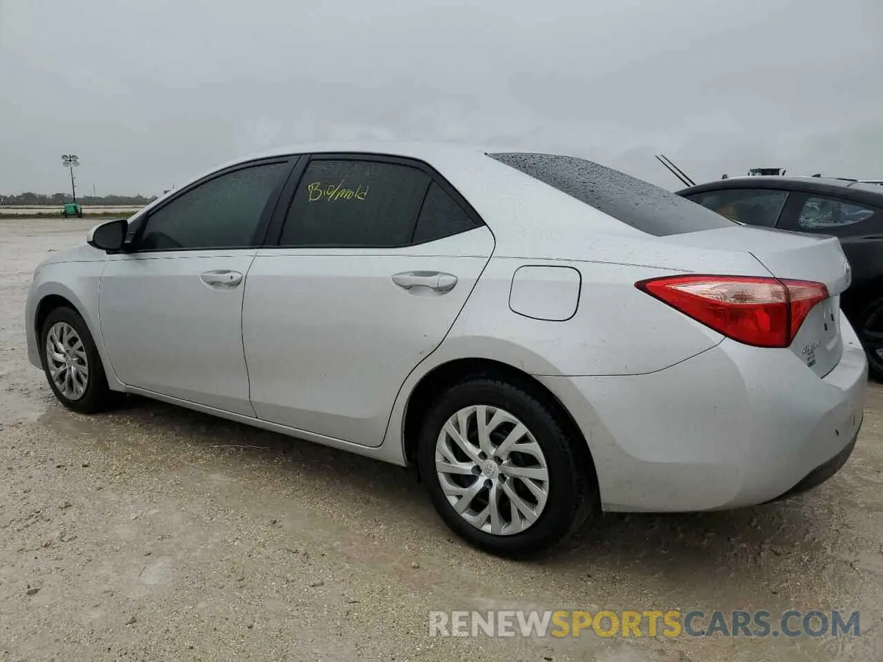 2 Photograph of a damaged car 2T1BURHE3KC216998 TOYOTA COROLLA 2019