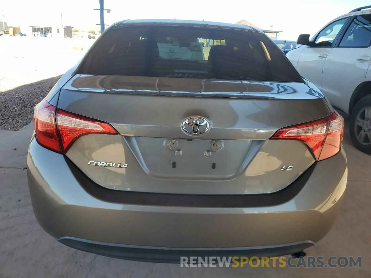6 Photograph of a damaged car 2T1BURHE3KC223238 TOYOTA COROLLA 2019